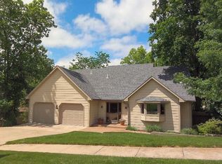 2009 N Deerborn Cir, Columbia, MO 65203