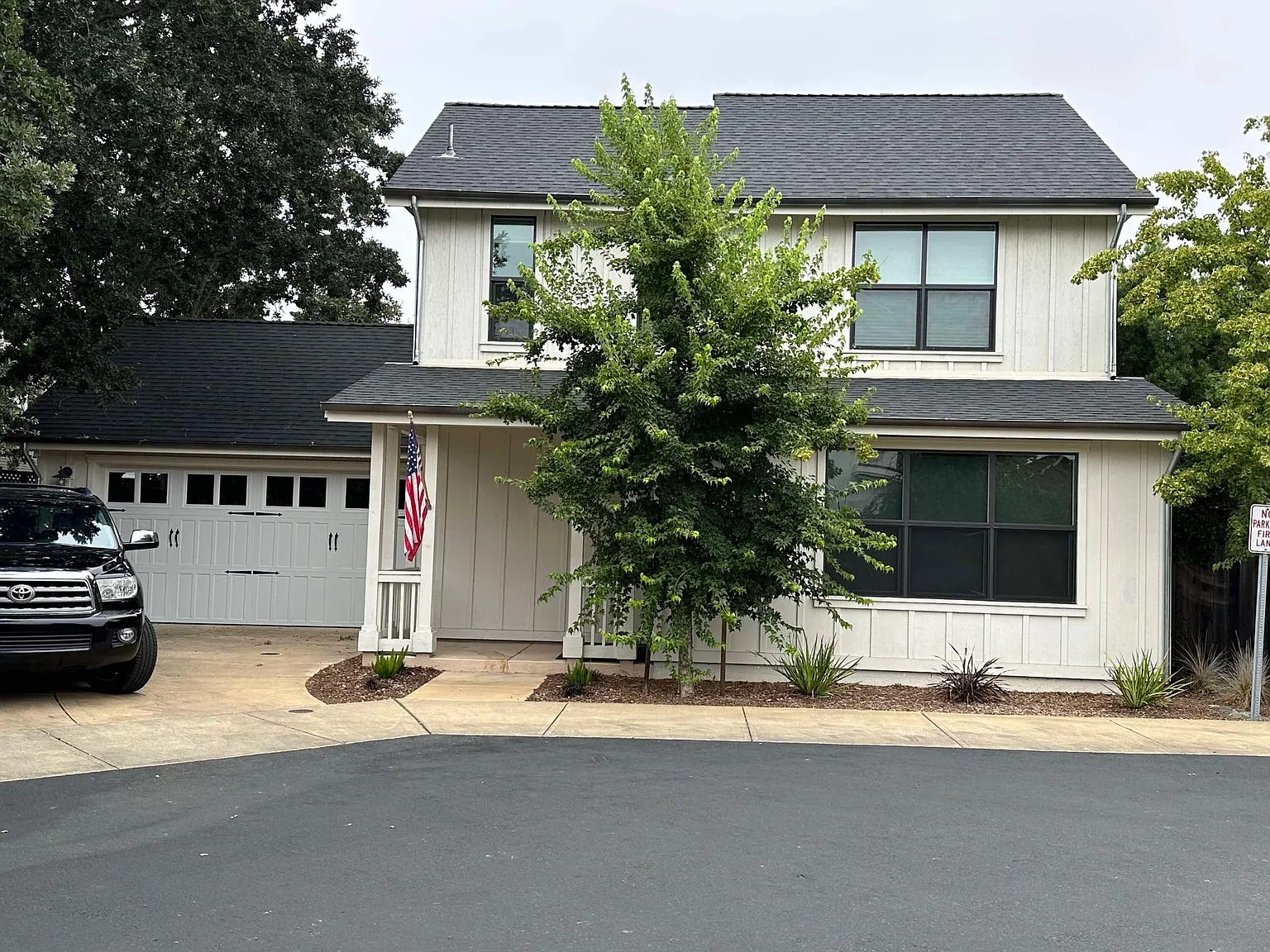 304 Hatchery Ln — Photo 1