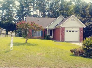 2925 Loon Dr, Fayetteville, NC 28306