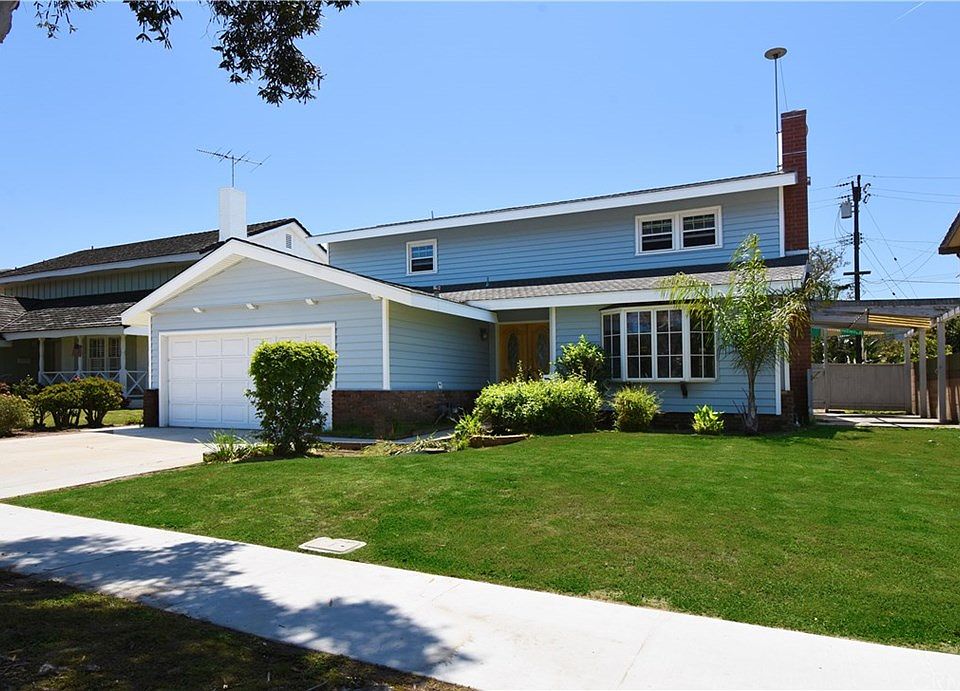 2nd image of 4922 White Ct