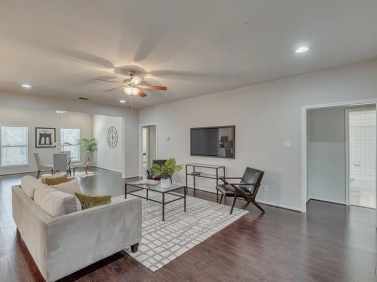 2713 McCart — Photo 35