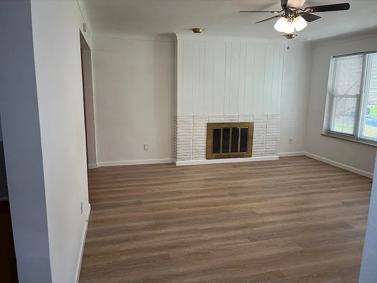 234 Marilyn Estates Dr — Photo 7