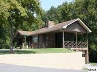 1404 Emily Dr, Sevierville, TN 37876