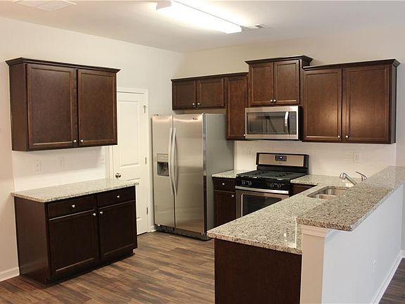 4th image of 4741 Beacon Ridge Ln
