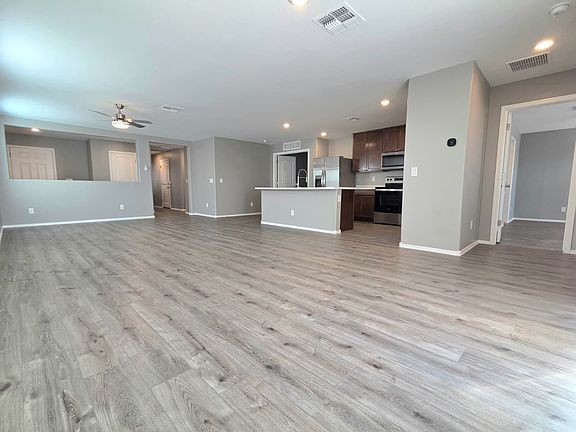 5th image of 1355 W Pinkley Way