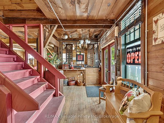 2nd image of 31 London Rd