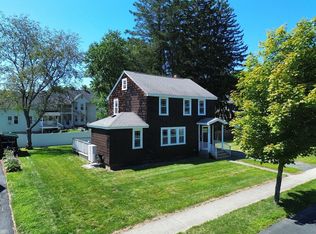 408 Davis St, Greenfield, MA 01301