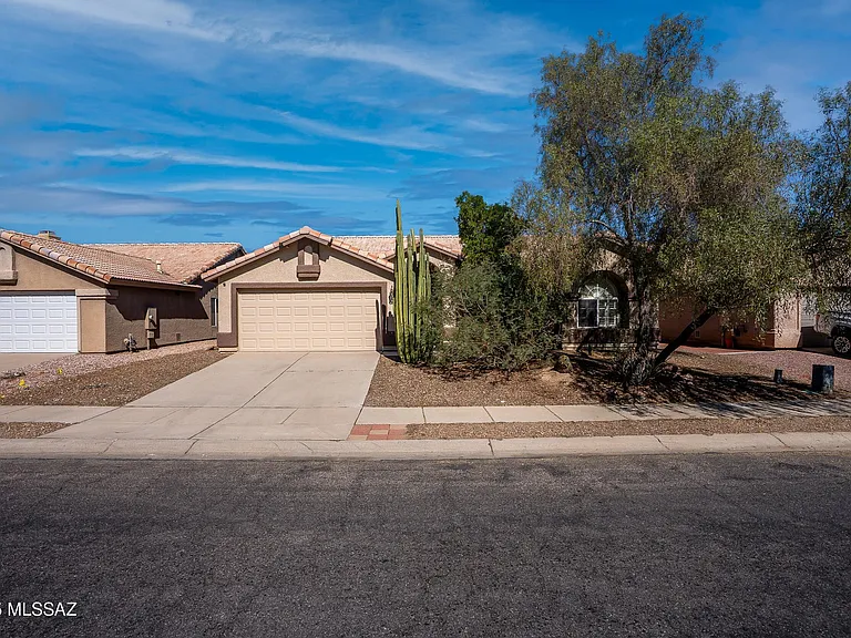7620 W Running Bear Dr — Photo 1