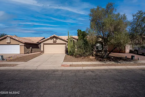 7620 W Running Bear Dr Photo 1