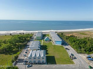 1515 E Beach Blvd APT 117, Pass Christian, MS 39571