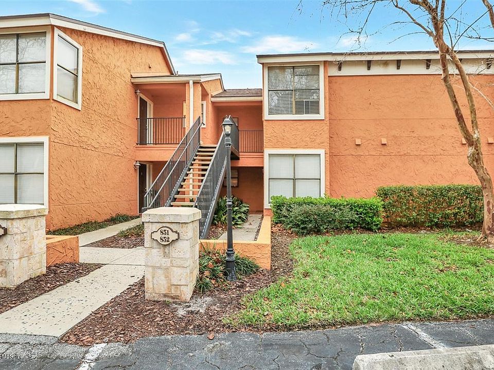 1st image of 852 Shoreline Cir #852