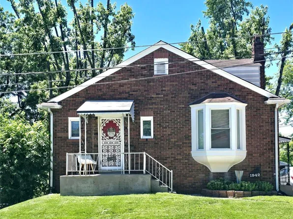 1942 Damato Ct, Saint Louis, MO 63136