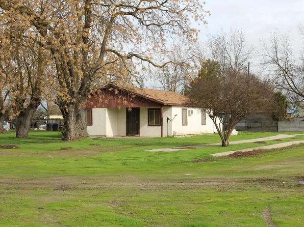 22467 Elm St, Chowchilla, CA 93610