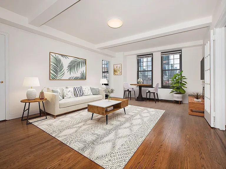 445 W 23rd St #5C — Photo 1