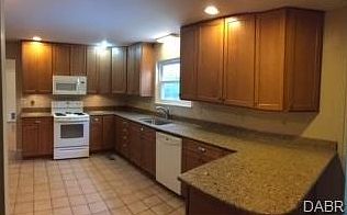 3rd image of 5800 Twin Pine Ln