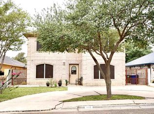412 Paul Revere Dr, Laredo, TX 78046
