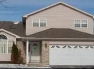 819 Mary Byrne Dr, Sauk Village, IL