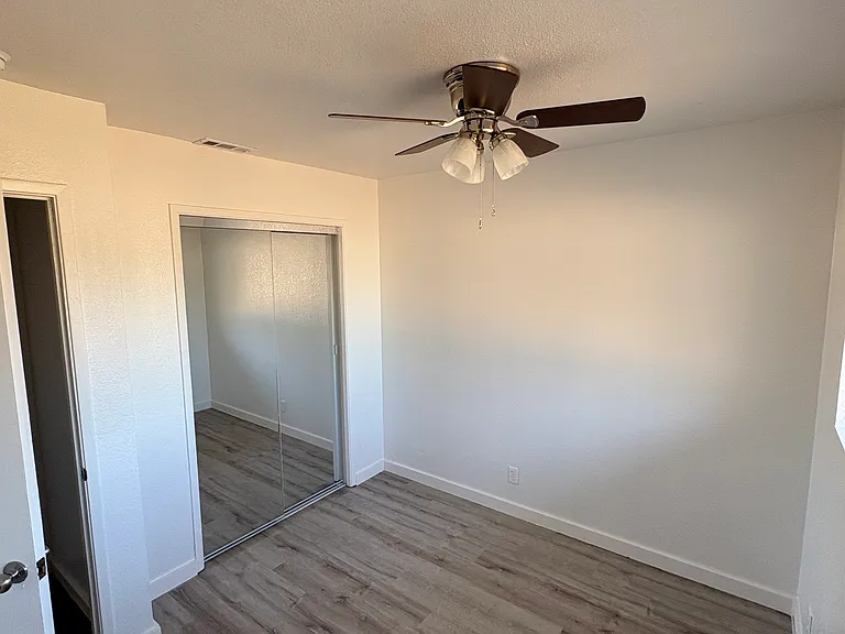 10575 Leslye Ln — Photo 17