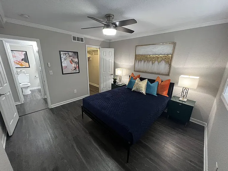 55 Pharr — Photo 1
