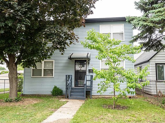 2nd image of 1745 N 40th Ave