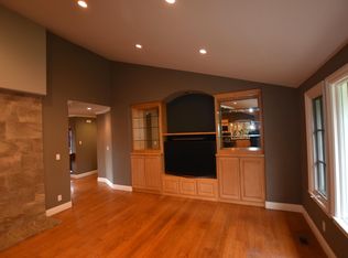 35 Stuart Ct, Los Altos, CA 94022