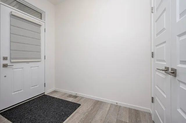 368 Yorkville Ave SW — Photo 6