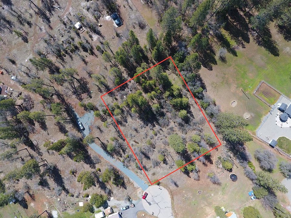 1st image of 17058 Cottontail Ln