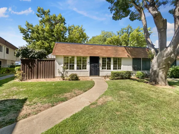8815 Salmon Falls Dr Unit A, Sacramento, CA 95826