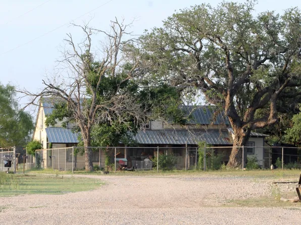 149 Bloodhound Trl, Boerne, TX 78006