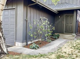 1731 NE Lotus Dr UNIT B, Bend, OR 97701