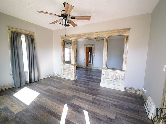 3rd image of 1936 W 11th Ave