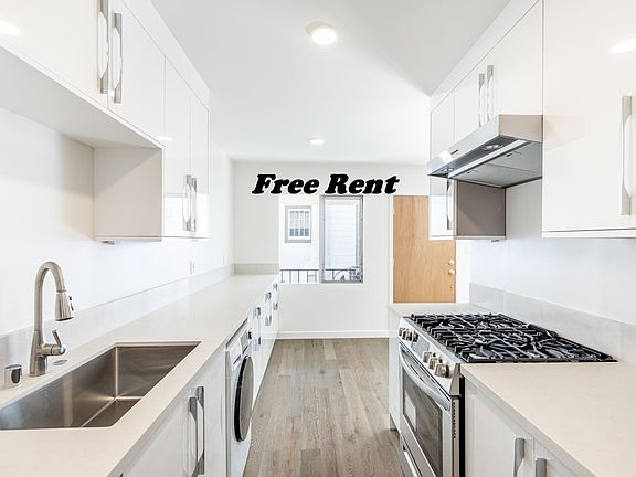 2nd image of 1026 6th St #1028D