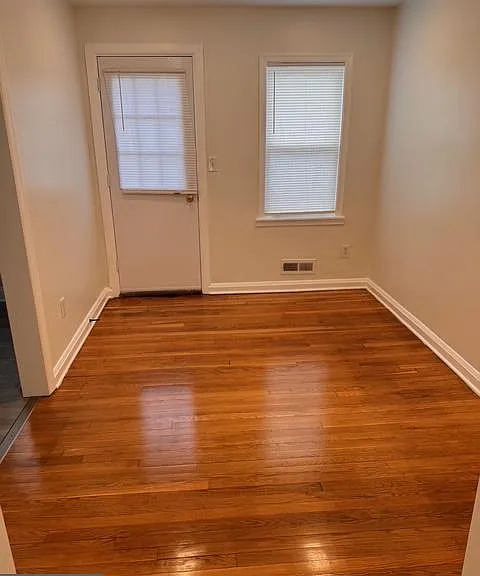 1090 Cameron Rd — Photo 7