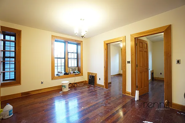 Rented by Rennit Inc. | media 9