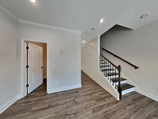 2643 Creekside Dr — Photo 22