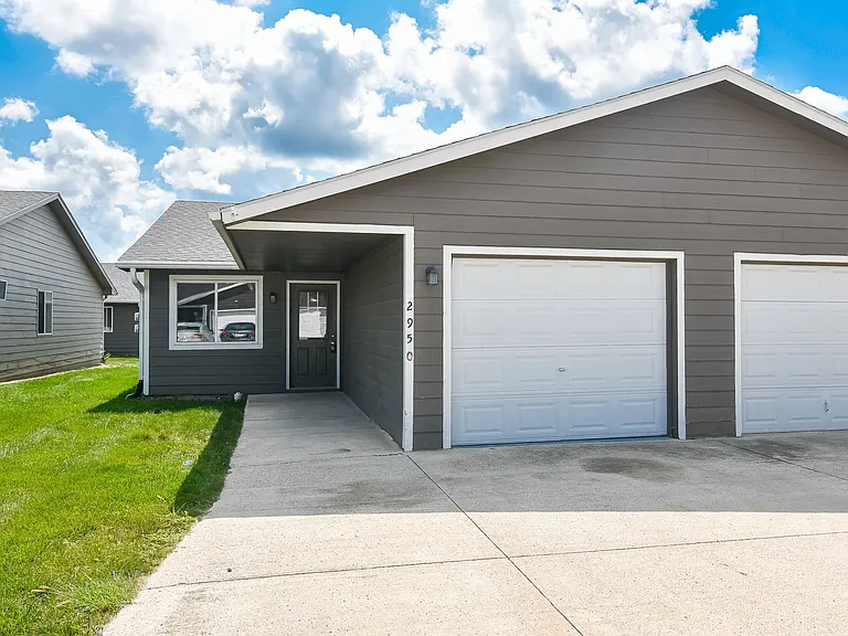 Walnut Pointe — Photo 39