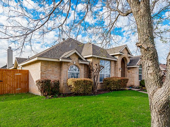 4th image of 1503 Holveck Dr