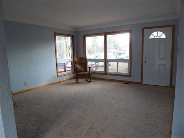 2nd image of 2746 Hasen Dr