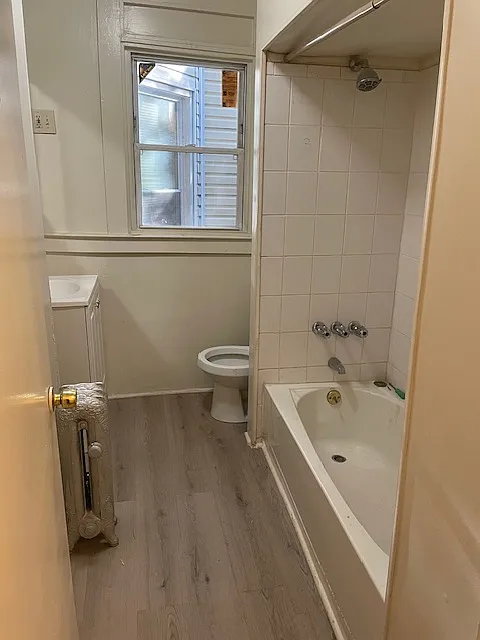 3 bed, 9999 sqft, $1,850 — Photo 2