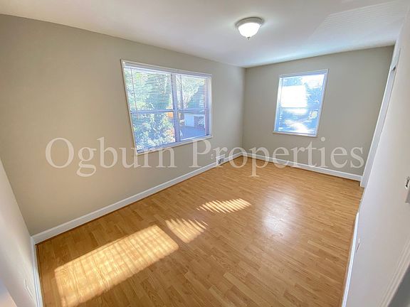 3rd image of 512-518 W End Blvd
