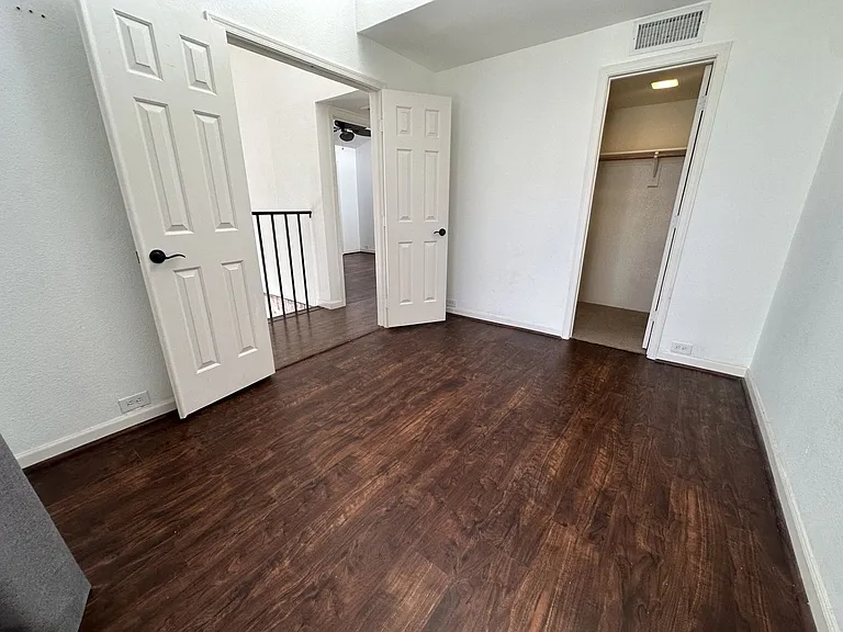 8840 S 51st St #1 — Photo 35