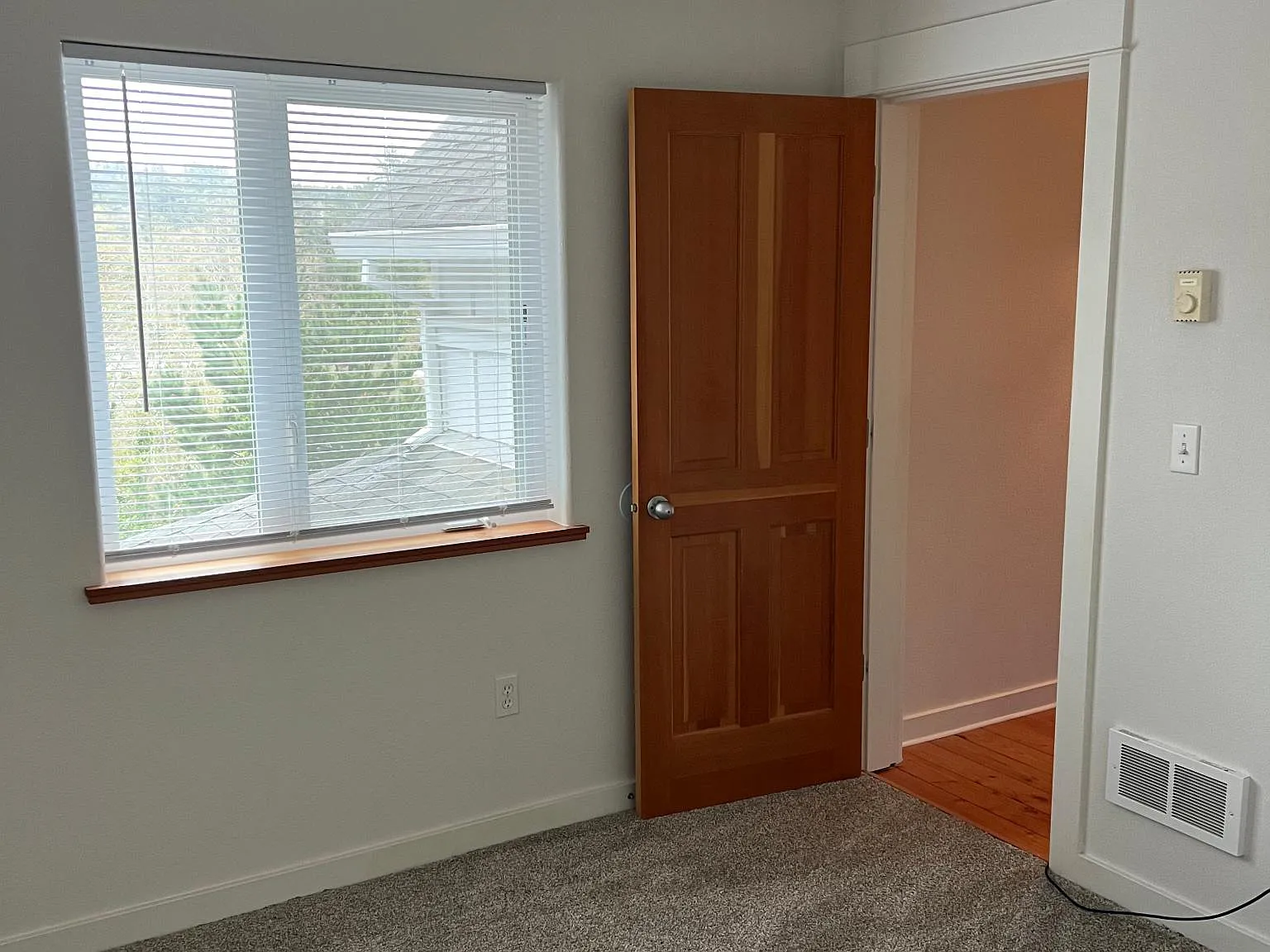 1910 Spyglass Ct — Photo 4