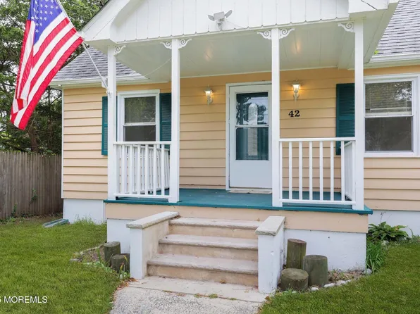 42 Arbutus Avenue, Brick, NJ 08723