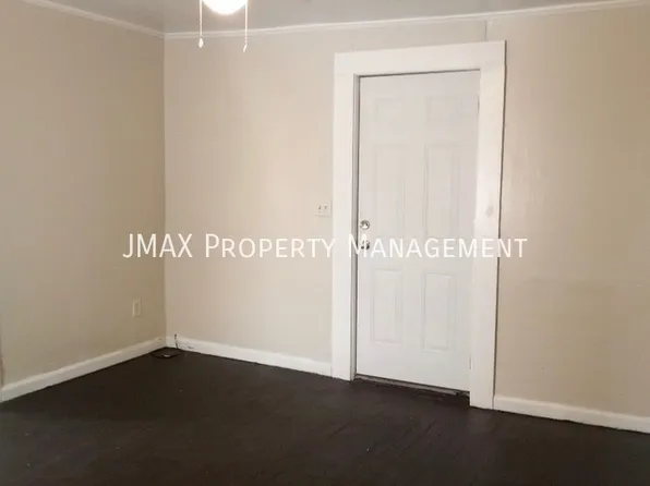 133 10 1/2 St SE Unit B, Roanoke, VA 24013