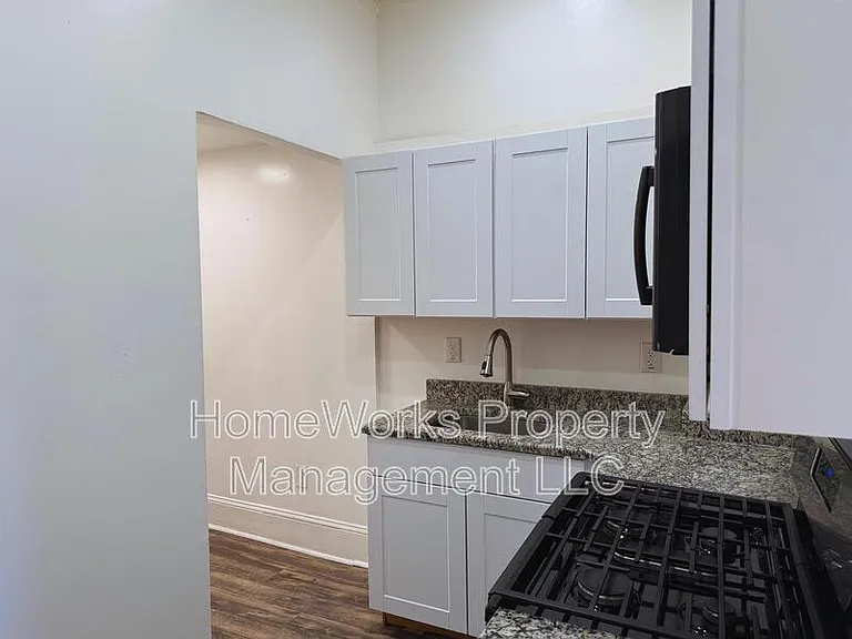 1824 Saint Paul St #1 — Photo 8