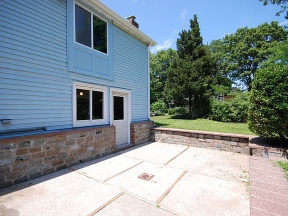 4th image of 67 Fireside Ln