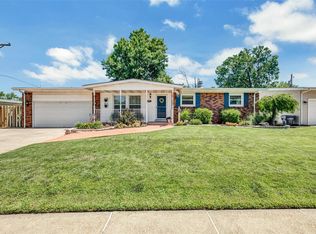 755 Blackbird Dr, Florissant, MO