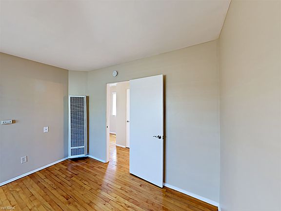 4th image of 3762 28th St