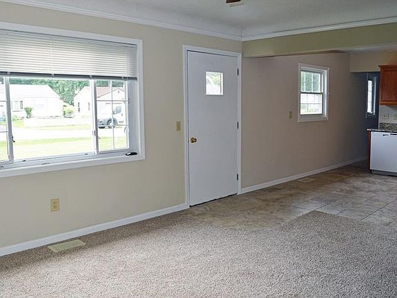 3rd image of 35230 Beach Park Ave