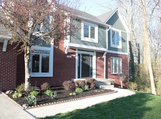 7449 Oakland Hills Dr, Indianapolis, IN
